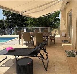 4 bedroom hilltop villa with pool near Jesenice, sleeps 8